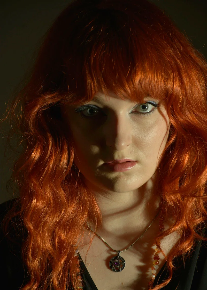 Import z MaxModels - Julia the witch