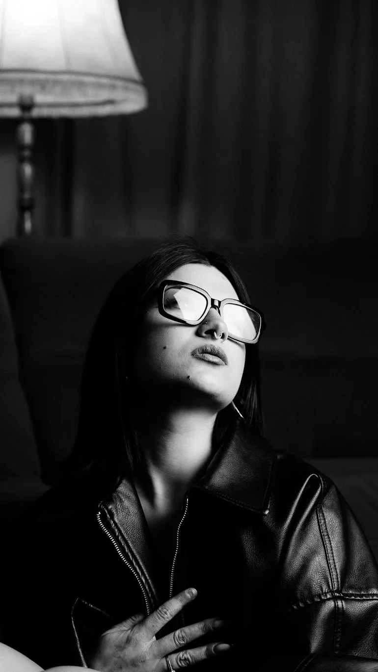 b&w